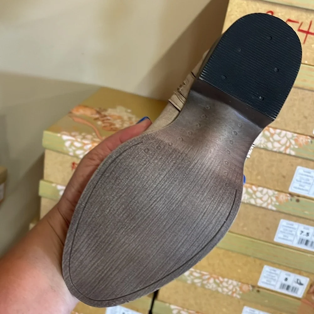 Nude leather booties - Picture 4 of 5